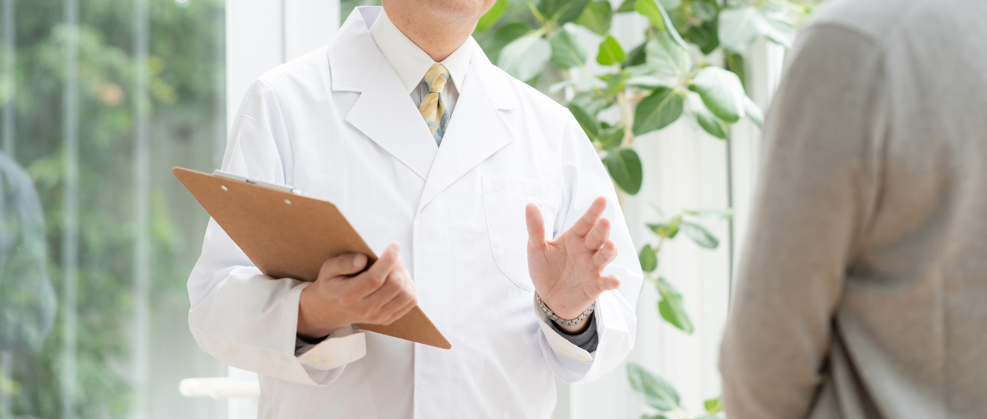 延岡市柳沢町、大瀬橋北詰停留所、整形外科 内科